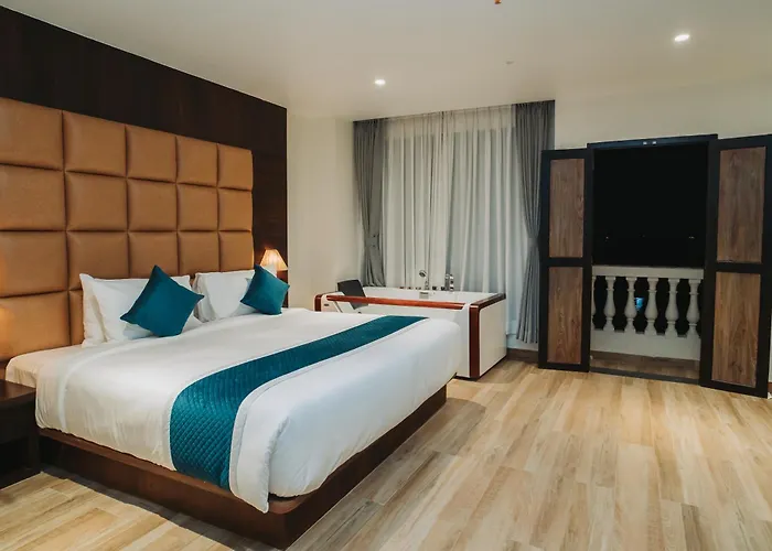 Hotel Dees Boutique 4*