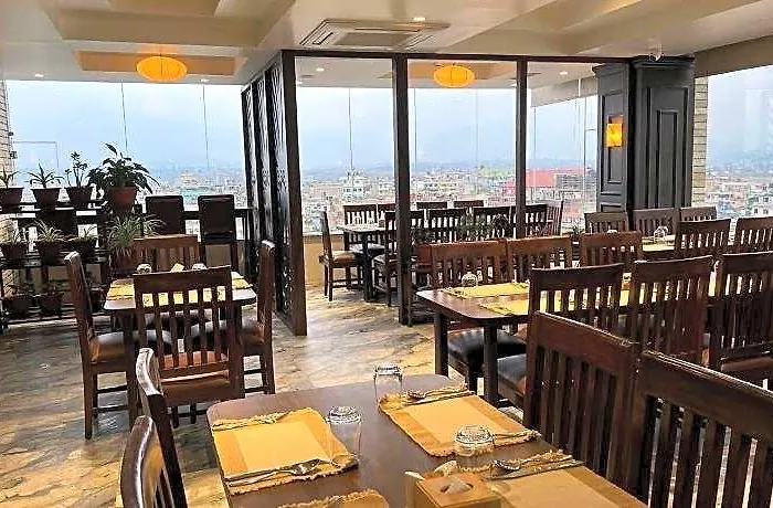 Dees Boutique Hotel 4*